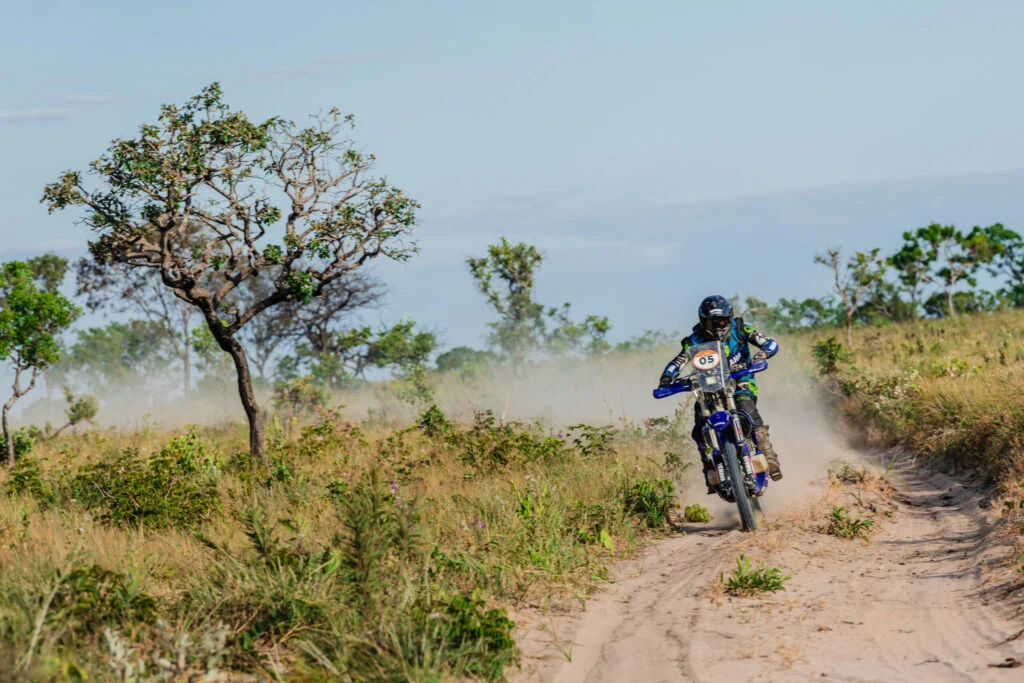 Leia mais sobre Gabriel Bruning e ‘Bob’ Martins Brilham no Desafiador Rally do Jalapão: Conquistas Históricas nas Categorias Moto2 e Big Trail