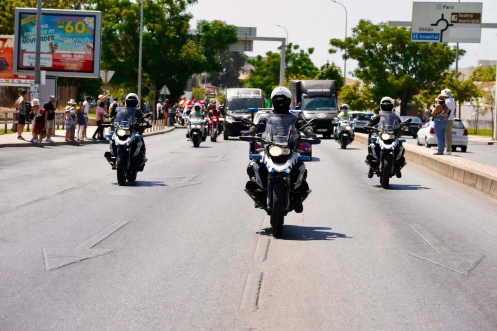 Milhares de motociclistas reunidos na Concentração de Motos de Faro, Algarve, Portugal, um dos maiores encontros motard da Europa.