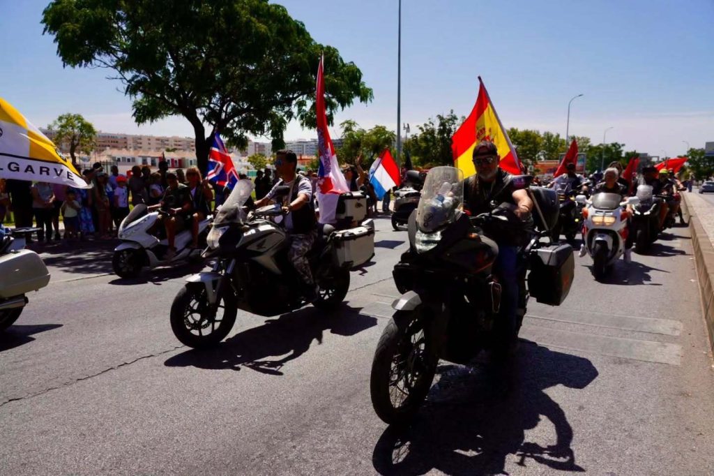 Milhares de motociclistas reunidos na Concentração de Motos de Faro, Algarve, Portugal, um dos maiores encontros motard da Europa.