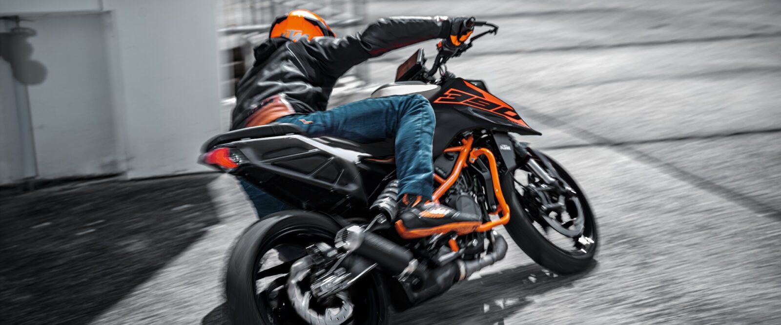 Visão estratégica de crescimento da KTM com potencial novo investidor e a influência da Bajaj Auto
