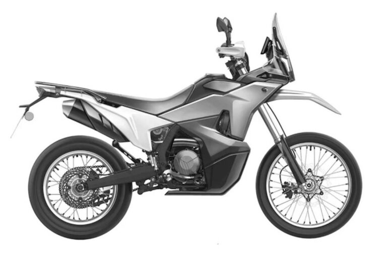 Renderização patenteada da motocicleta Kove 350 Rally em um ambiente off-road, destacando seu design robusto e características de rally.