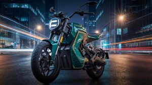 Moto elétrica Charged Ndara em ambiente urbano, destacando seu design moderno e o compromisso da Indonésia com a sustentabilidade.