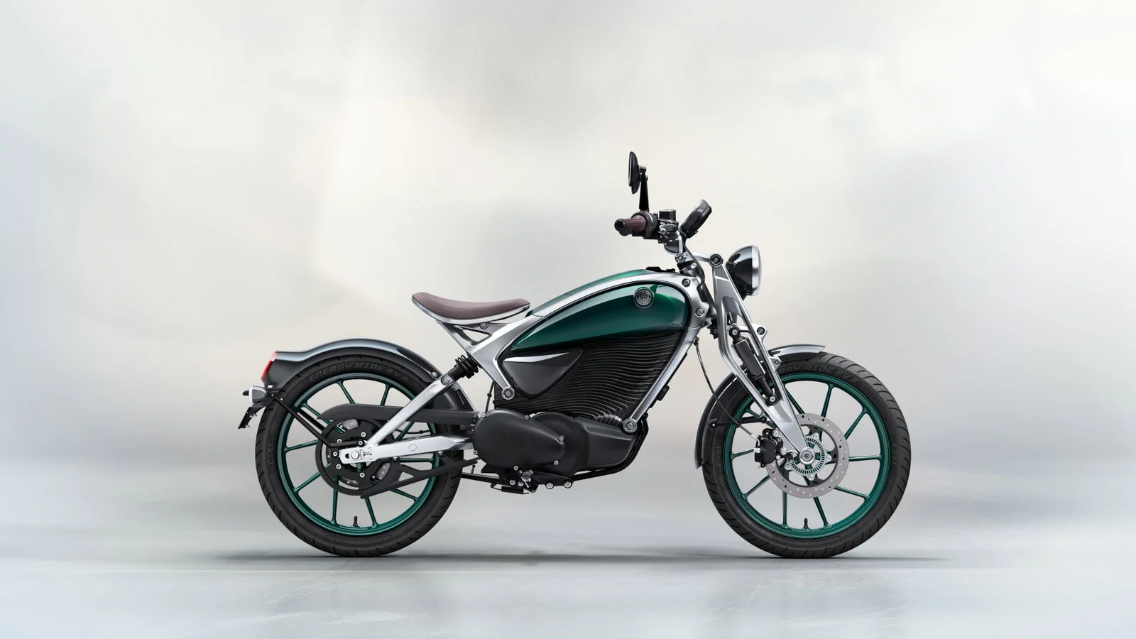 Uma vista moderna e tecnológica de uma estação de carregamento para motos elétricas Royal Enfield, destacando a inovação da marca.