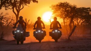 Uma motocicleta BMW R 1300 GS de edição de aniversário com pintura exclusiva e detalhes premium, estacionada em um cenário de aventura off-road.