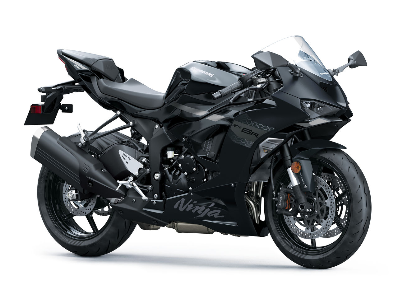 Kawasaki Ninja ZX-6R 2027 em uma pose dinâmica, exibindo seu novo design inspirado na ZX-10R e uma das novas opções de cores para o modelo.