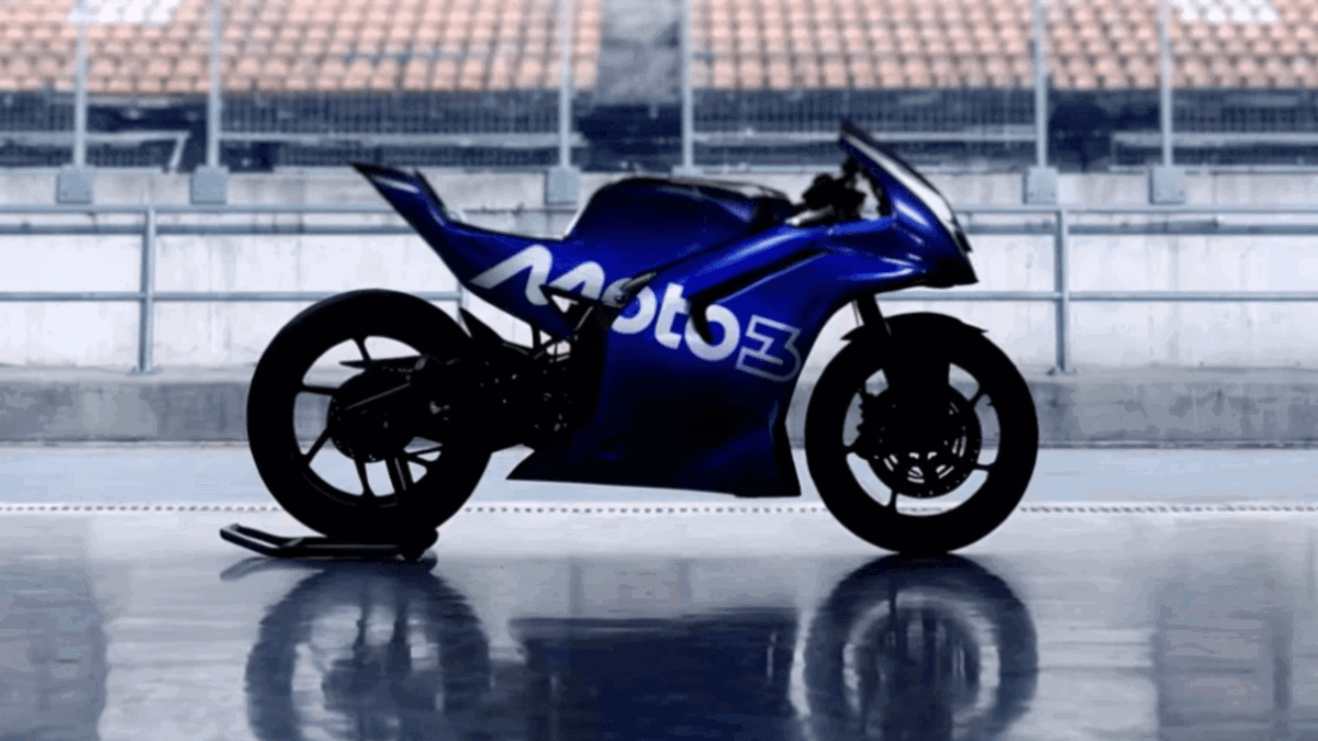 Imagem ilustrativa de uma moto de corrida de protótipo de alta performance da Yamaha em uma pista, representando a nova Moto3.