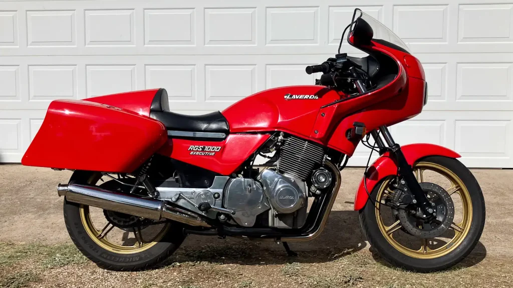 Foto da Moto Guzzi V10 Centauro 1998 em exibição no leilão Mecum Las Vegas 2027