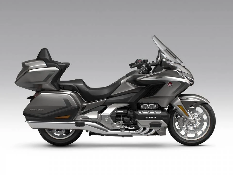 Gold Wing 2027 na cor Gunmetal Black Metallic, destaque da nova linha da Honda