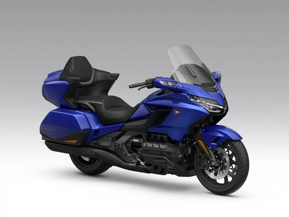 Gold Wing 2027 na cor Gunmetal Black Metallic, destaque da nova linha da Honda