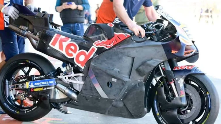 MotoGP 2027 850cc bike on track showing new liveries and aerodynamic package